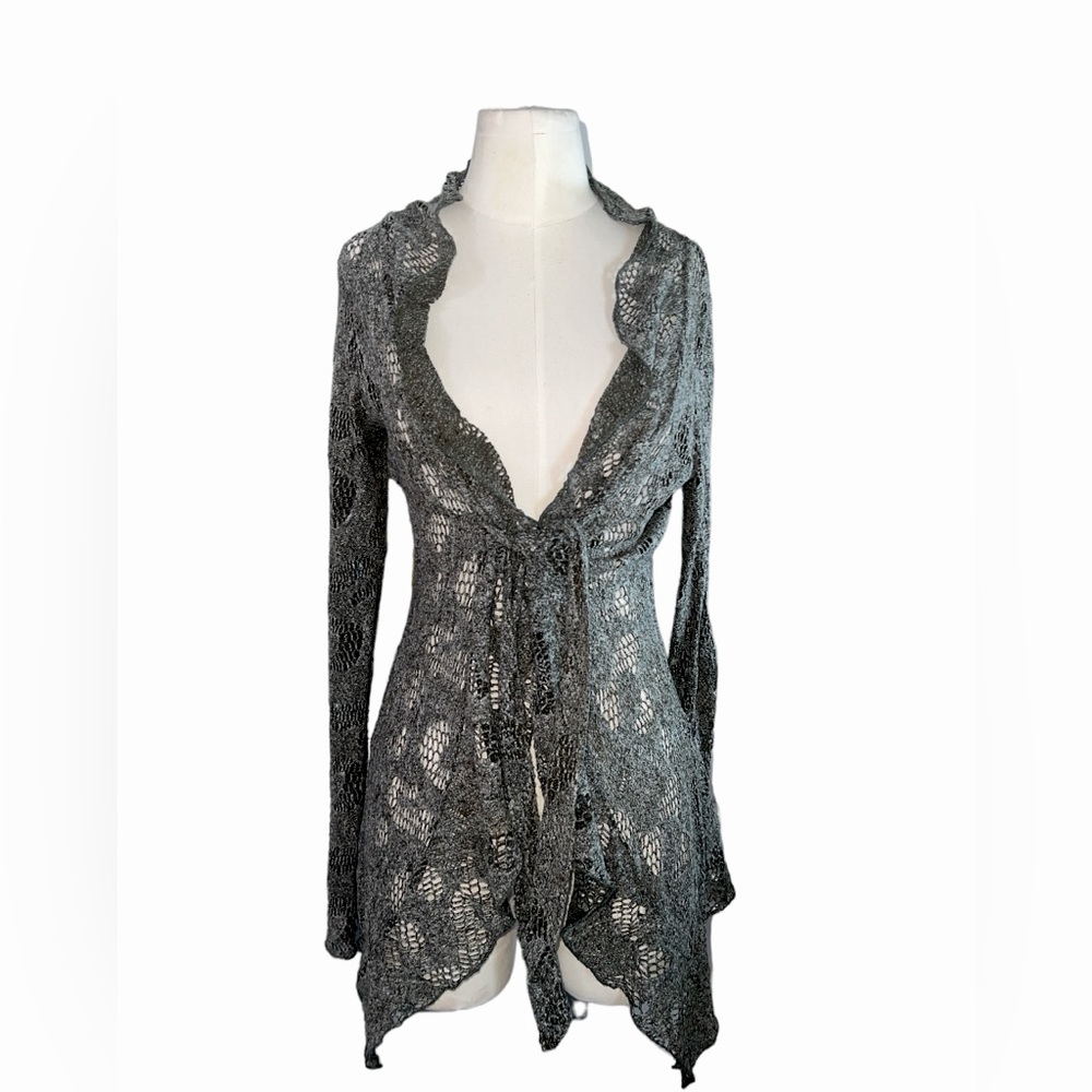 MOLLO RELLO | GREY MESH ASYMMETRICAL RUFFLE FRONT TIE MED CARDIGAN